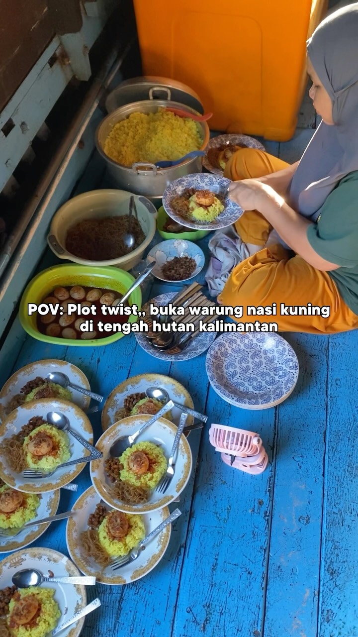 Sarapan nasi kuning di atas kapal klotok, bersiap menyapa penghuni Tanjung Puting. 🦧

Open trip atau privat trip
Untuk info lebih lanjut bisa langsung ke
Whatsapp Admin +62 821-5992-6152

#tanjungputing #opentriptanjungputing #triptanjungputing #orangutan #kalimantan