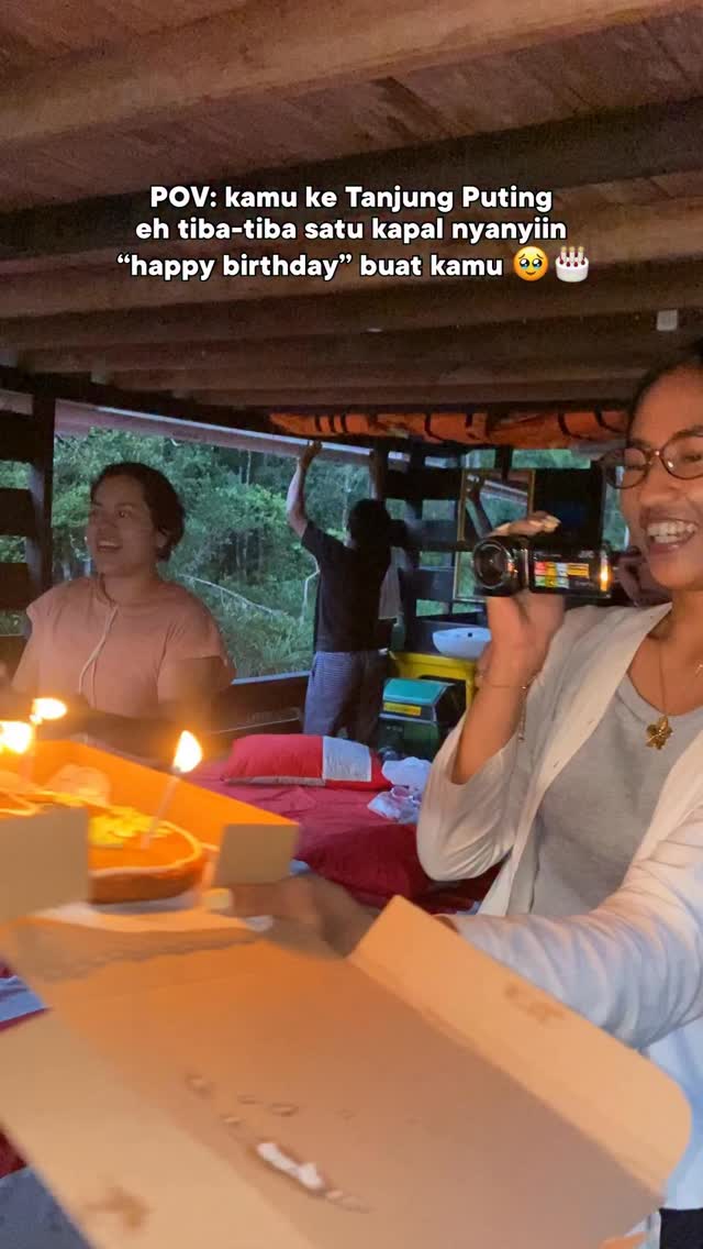 Kapan lagi merayakan ulang tahun dan susur sungai tanjung puting, melihat orang utan, bekantan, burung dan banyak lain hewan lainnya. 
Open trip atau privat trip
Untuk info lebih lanjut bisa langsung ke
Whatsapp Admin +62 821-5992-6152

#tanjungputing #opentriptanjungputing #triptanjungputing #orangutan #borneo